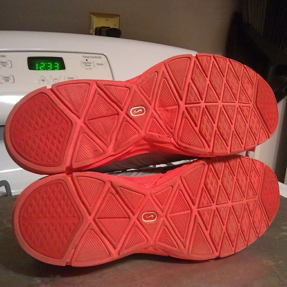 Nike Lunar Sweet Victory II - Picture 2 of 6